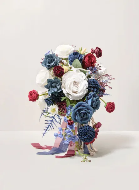 Kleinblauer Monolith Bouquet